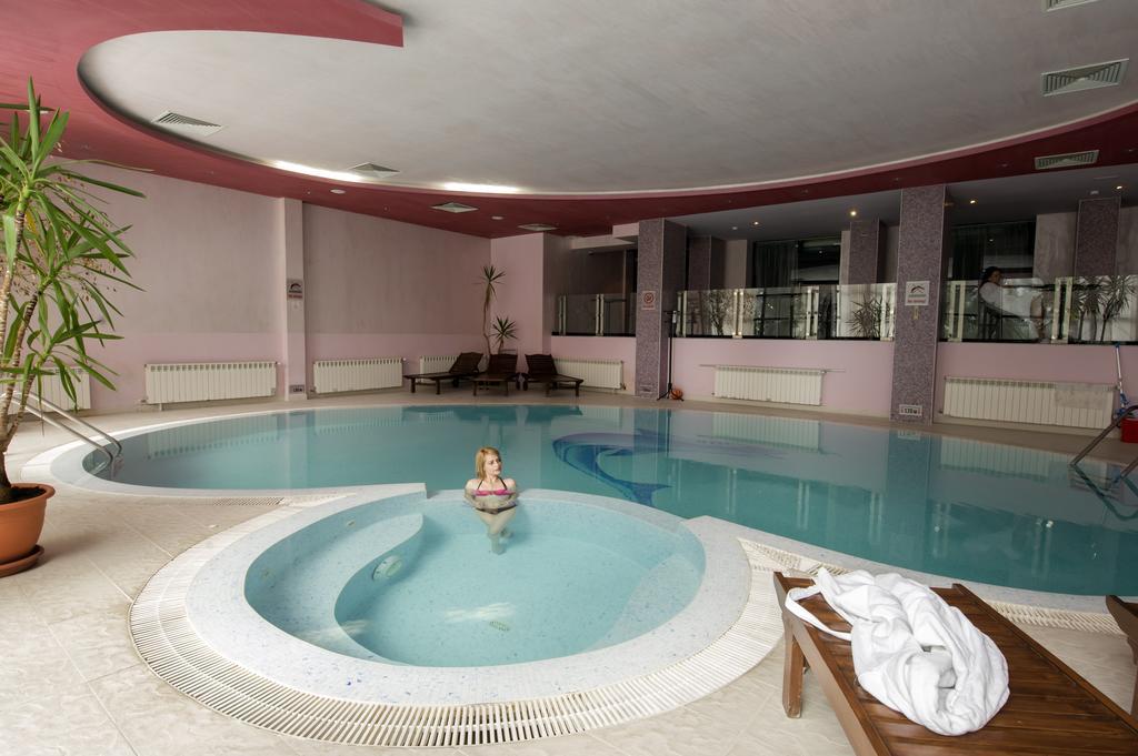 Belmont Ski & Spa Hotel Pamporowo Exterior foto